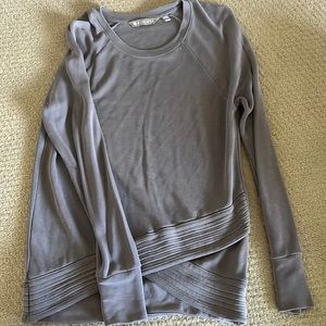 Athleta long sleeve top
